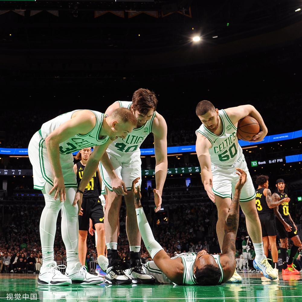 同时不乏得 同时不乏得