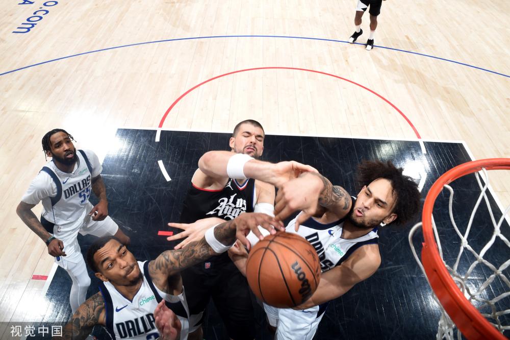 持高水平竞 持高水平竞